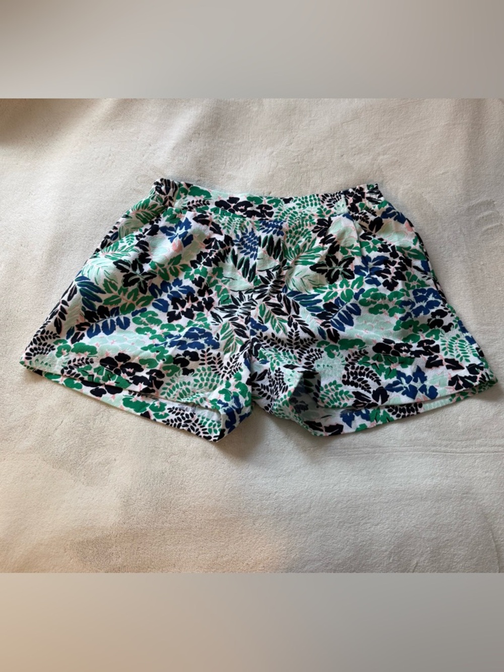 Joe Fresh Floral Leaf Print Shorts in Green, Blue & Black